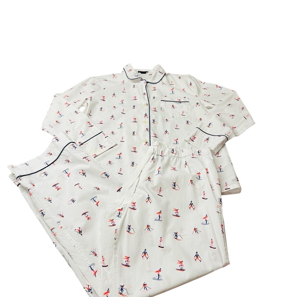 J. Crew White Pajama Shirt with Red and Blue Skier Print Men’s Size Medium